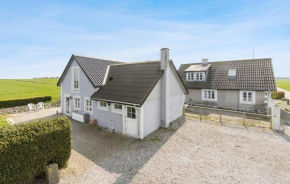 Nice Home In Grenaa With Wifi, Grenå